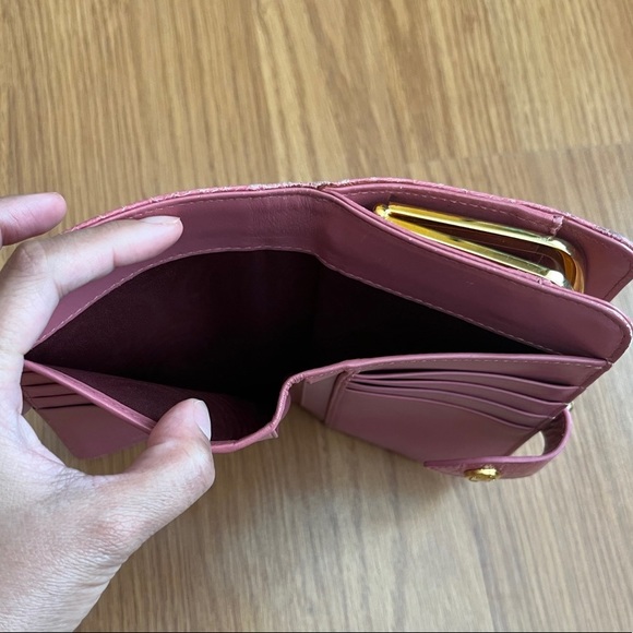 Authentic Miu Miu medium wallet in patent leather - Picture 9 of 10